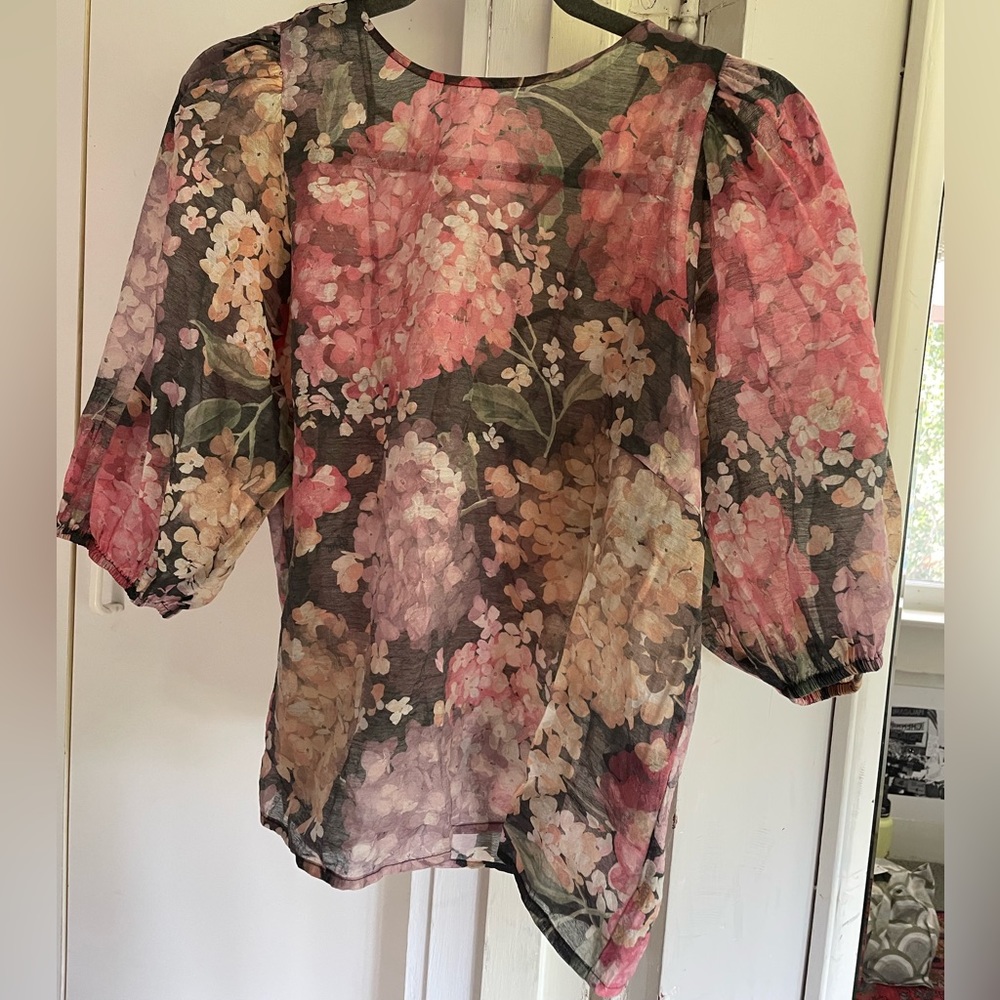 Hydrangea cropped blouse